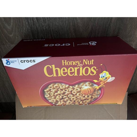 Crocs x Honey Nut Cherrios Classic Clog Sandal Junior 5 Womens 7 NEW NIB - Picture 6 of 6